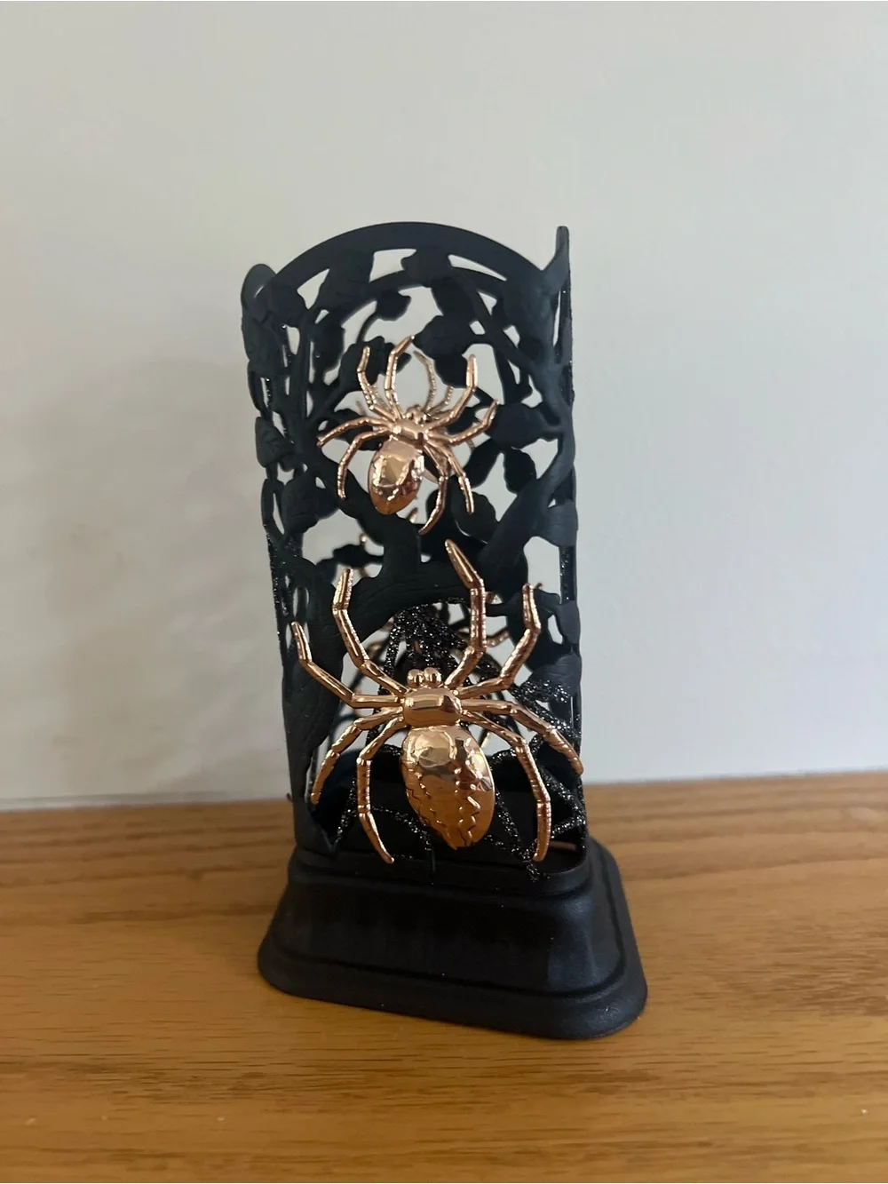 Bath Body Works NWT SPIDER  Black Matte & Glitter Soap Holder HALLOWEEN Goth